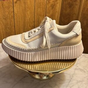 Dolce Vita Women’s  Platform Dolen Leather Sneakers Sandstone Size 8